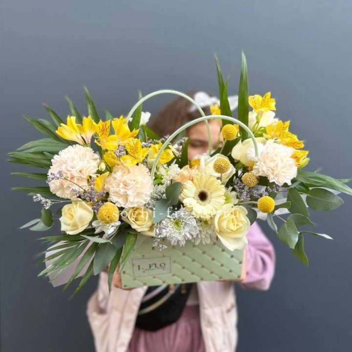 Сумочка с розами "Эпиа" в Хабаровске