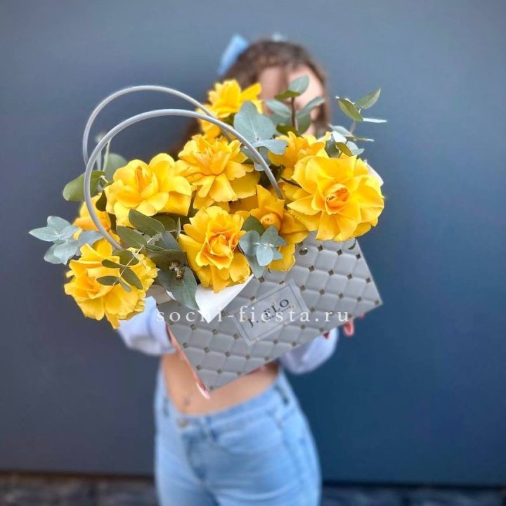 Сумочка с розами "Эдель" в Хабаровске