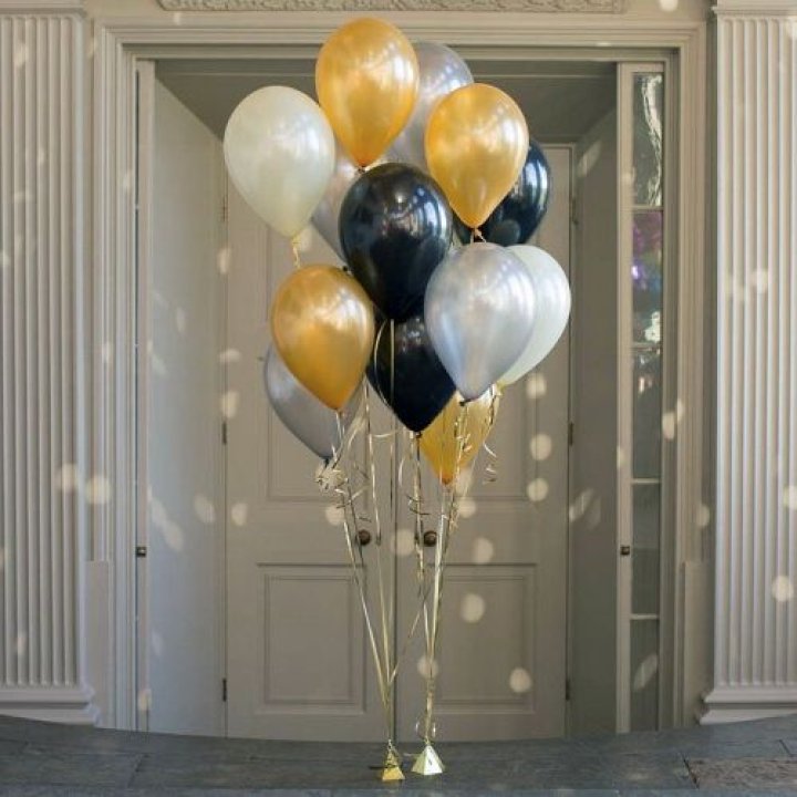 Фонтан шаров "Фаерворк" в Хабаровске