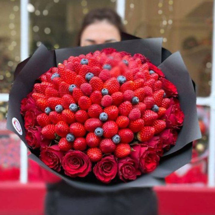 Клубничный бум №2 в Хабаровске