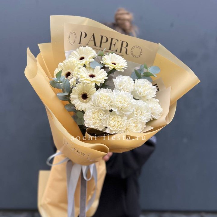  Букет с диантусами и герберами в Хабаровске