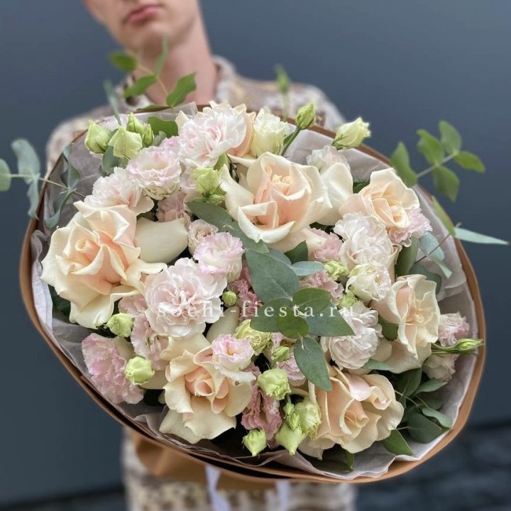  Букет кремовых роз "Мокко" в Хабаровске