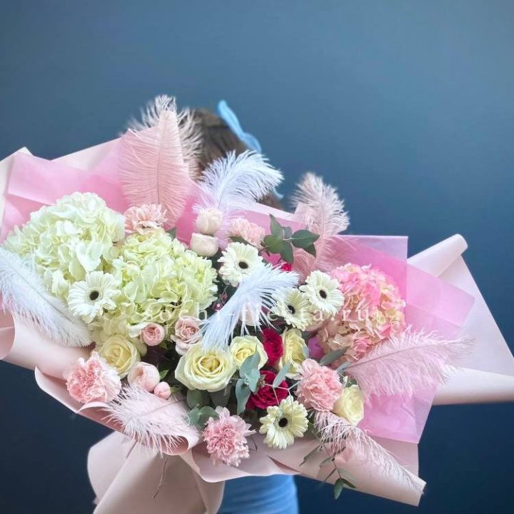 Дизайнерский букет "Валенсия-3" в Хабаровске