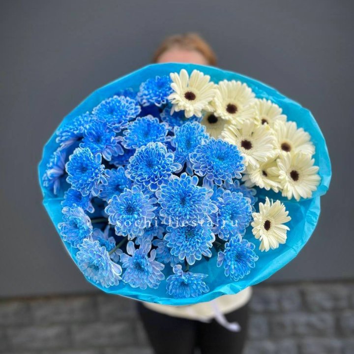 Букет хризантем и гербер в Хабаровске