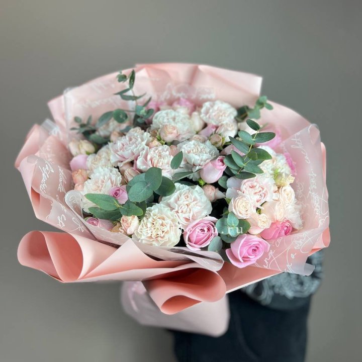  Букет  "Любовь в её глазах" в Хабаровске