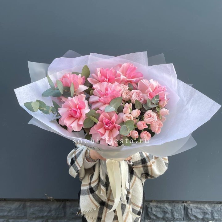 Букет французских и пионовидных роз  в Хабаровске