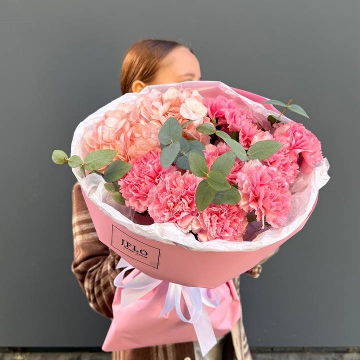 Дуо диантусы и гортензия в Хабаровске