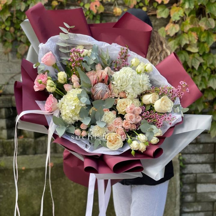 Авторский букет с протеей №1 в Хабаровске