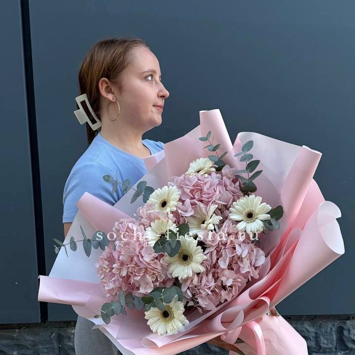 Букет "Знак любви" в Хабаровске