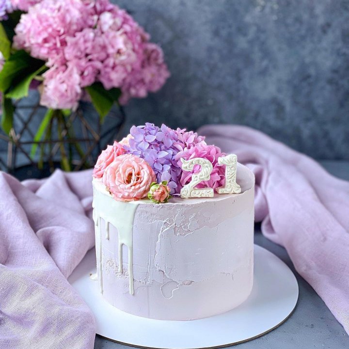 Торт с цифрой в Хабаровске