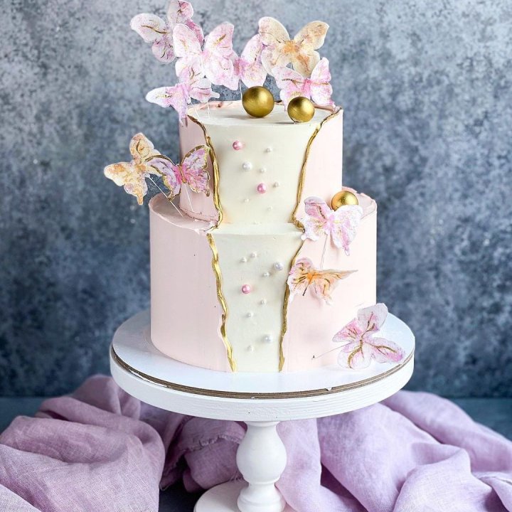 Торт "Бабочки в животе" в Хабаровске