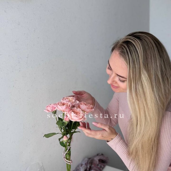 Цветочная подписка "Пакет маленький" в Хабаровске