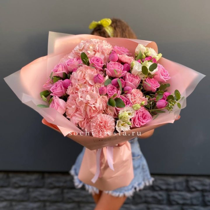 Авторский букет "Восторг" в Хабаровске