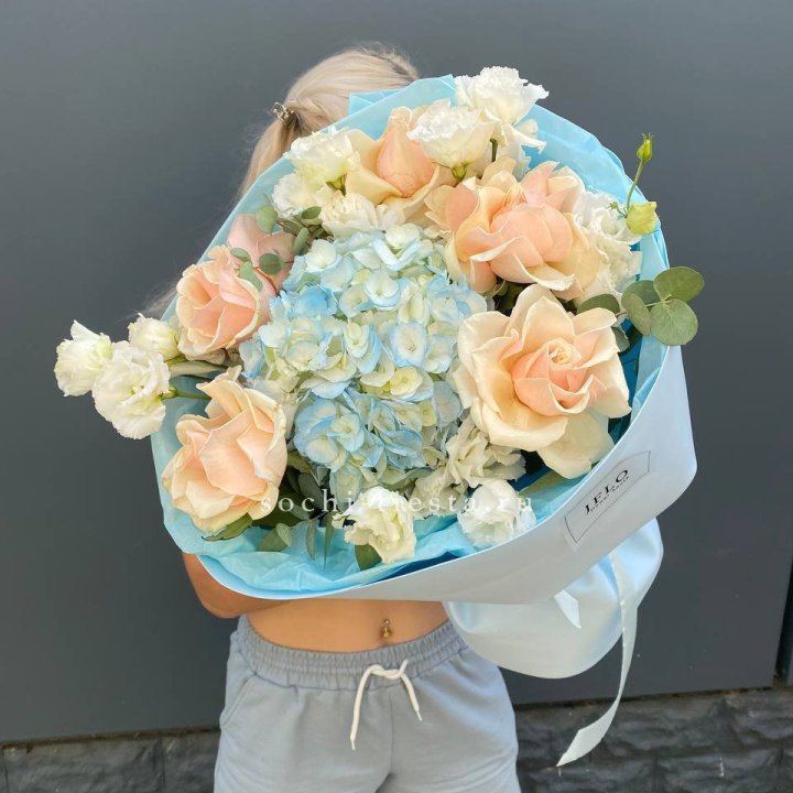 Сборный букет "Голубой закат" в Хабаровске