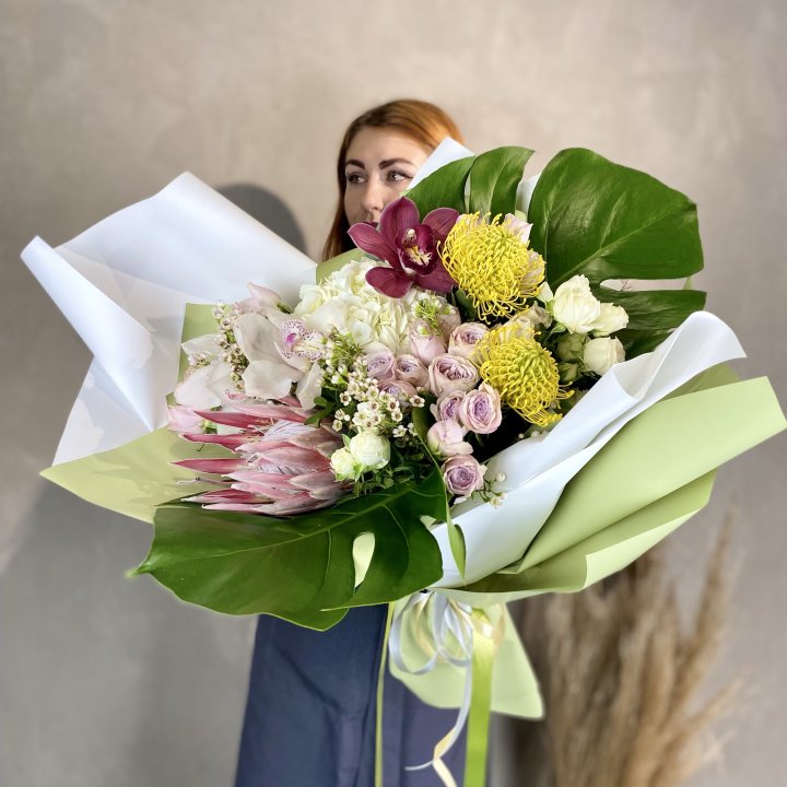 Дизайнерский букет экзотики в Хабаровске