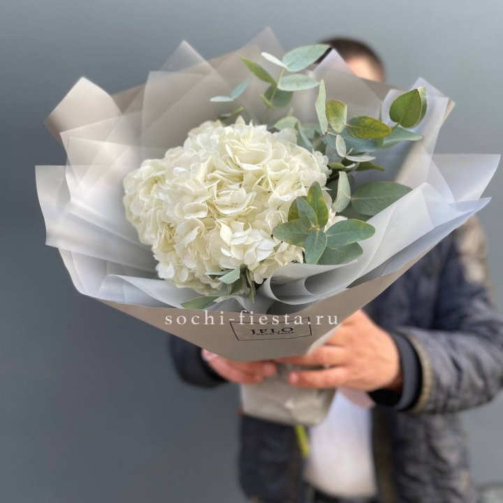  Букет  из белой гортензии в Хабаровске