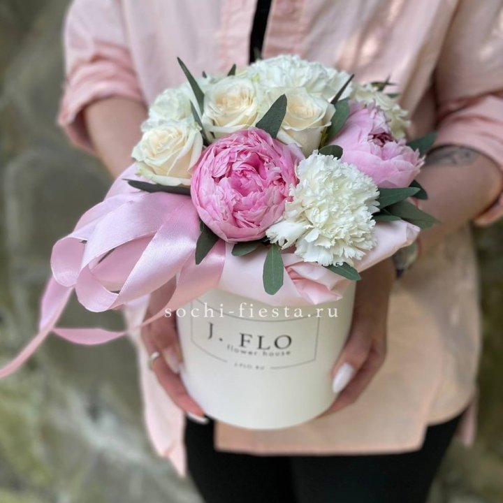 Цветочный бокс мини №2 в Хабаровске