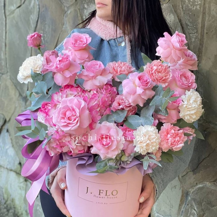 Цветочный бокс "Эсмиральда" в Хабаровске