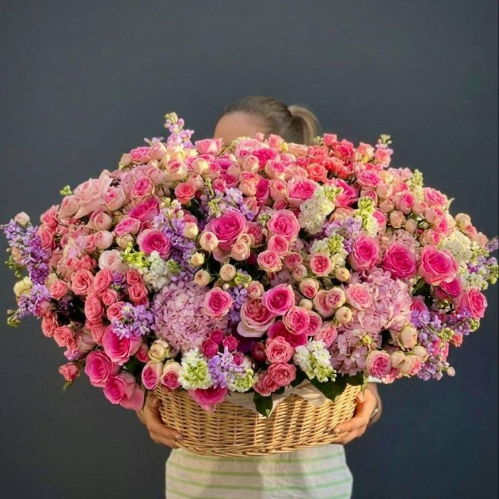 Цветочная корзина гигант №5 в Хабаровске