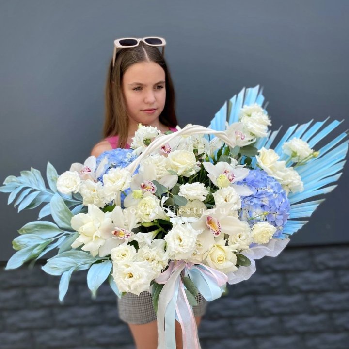 Цветочная корзина "Блю винч" в Хабаровске
