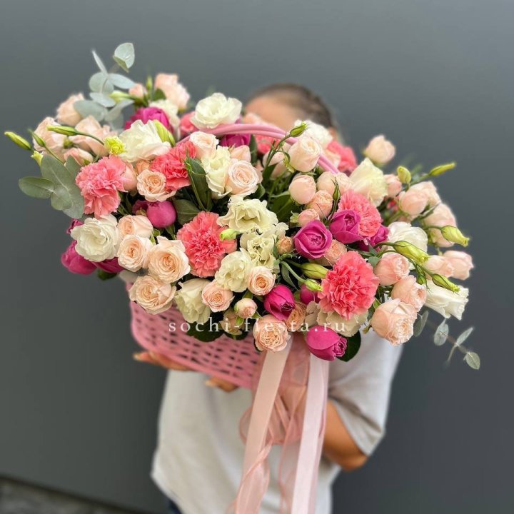 Цветочная корзина "Флоренция" в Хабаровске