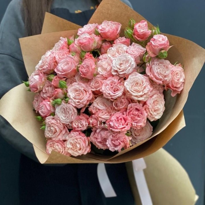 Пионовидные розы Bombastic №2 в Хабаровске