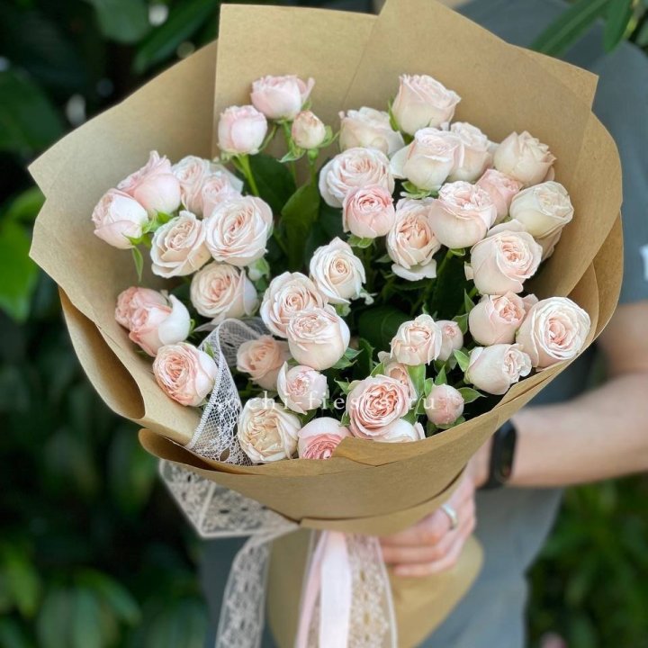 Кустовые розы букет №1 в Хабаровске