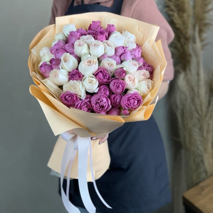 Букет кустовых роз Джулиана в Хабаровске