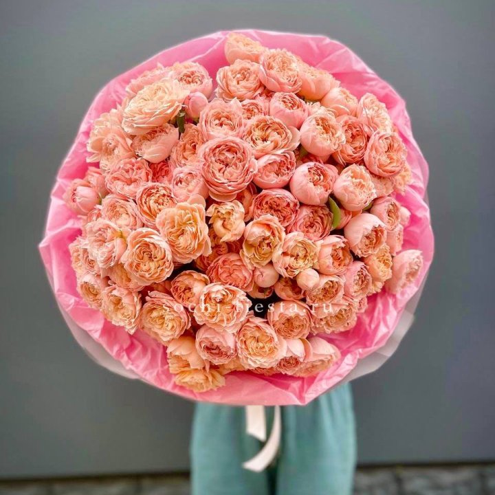 Букет кустовых пионовидных роз Джульетта "Принцесса" в Хабаровске