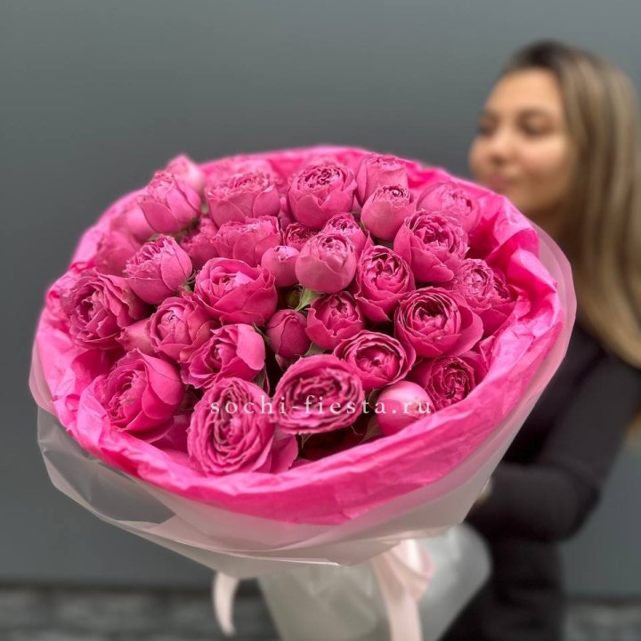 Букет из пионовидных роз  в Хабаровске