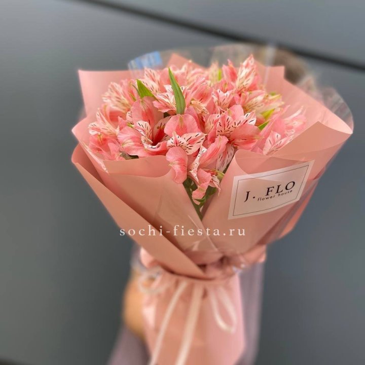 Букет альстромерий розовых в Хабаровске