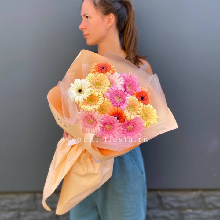 Букет разноцветных гербер в Хабаровске