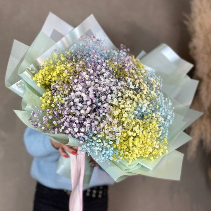 Букет радужных гипсофил в Хабаровске