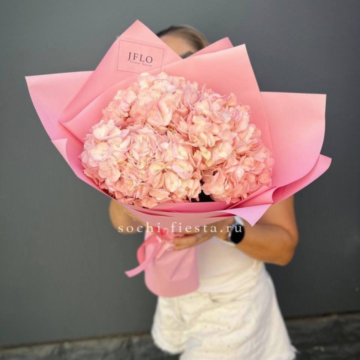 Букет гортензий "Крем" в Хабаровске