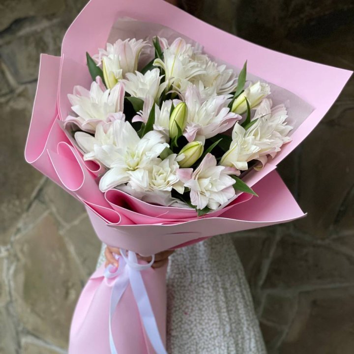 Букет пионовидных лилий №1 в Хабаровске