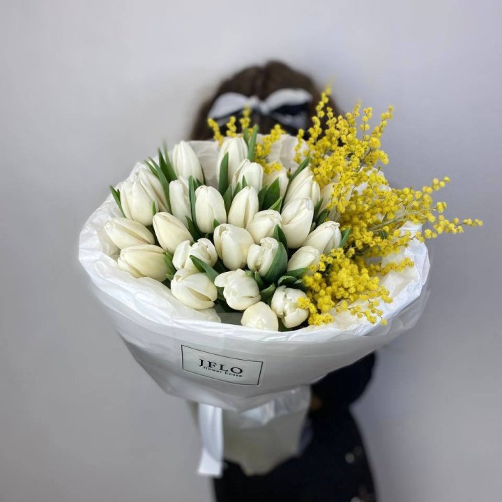 Дуо тюльпан и мимоза в Хабаровске