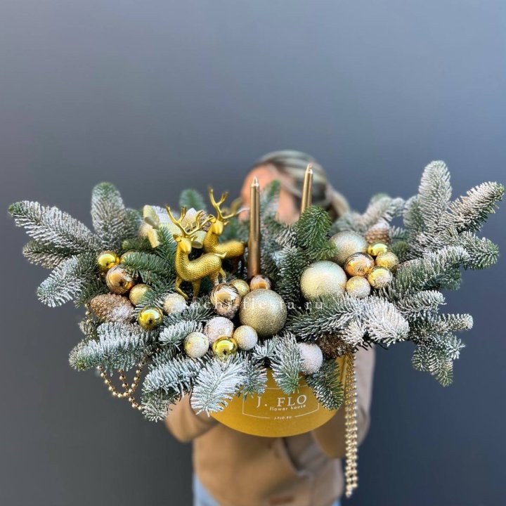 Композиция "Мери крисмас голд" в Хабаровске