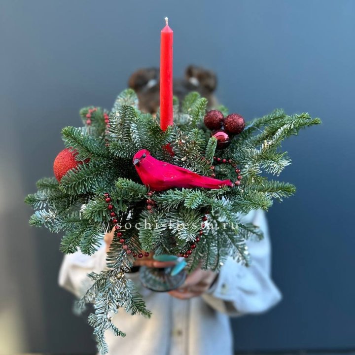 Новогодняя композиция в бокале в Хабаровске