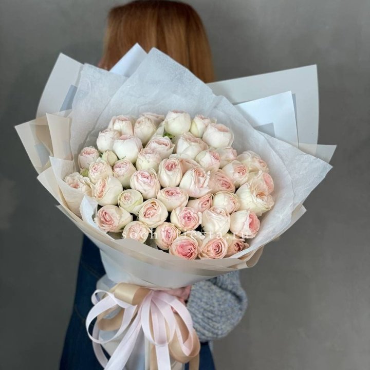 Букет пионовидных роз Пур лав в Хабаровске