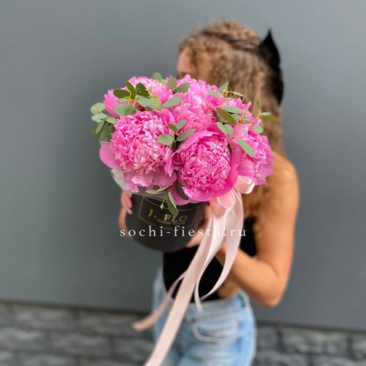 Дизайнерский цилиндр "Фломени" в Хабаровске