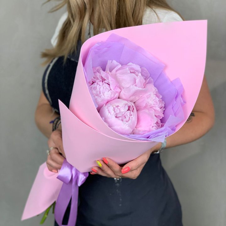 Букет пионов "Файв" в Хабаровске