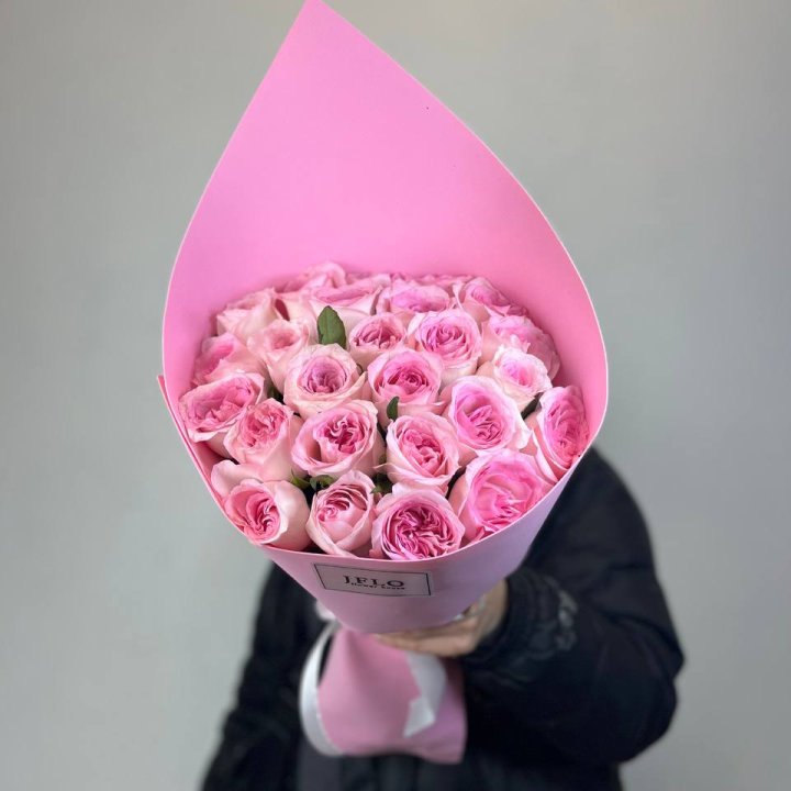 25 нежных роз в Хабаровске