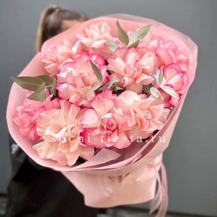 Нежно- розовые французские розы Венди в Хабаровске