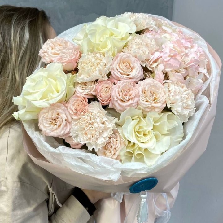 Дизайнерский букет "Джентел" в Хабаровске