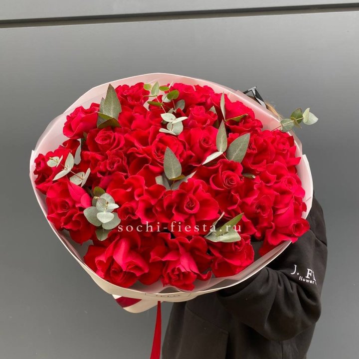 23 Красных французских роз в Хабаровске