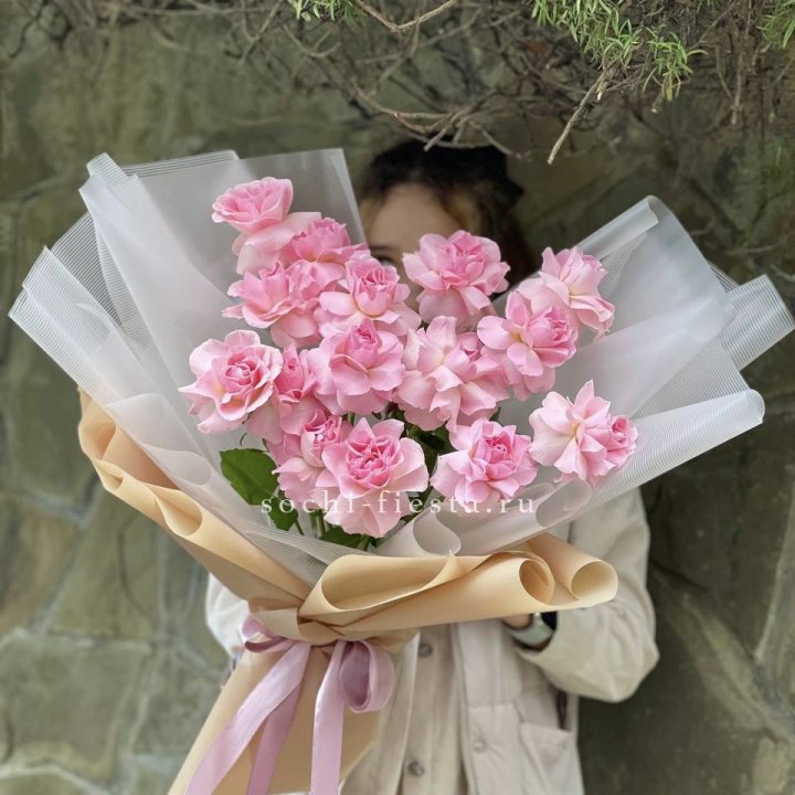 Букет из 15 французских роз Пинк дрим в Хабаровске