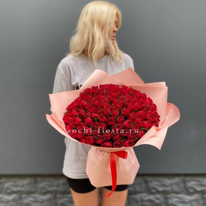 101  красная кенийская роза  в Хабаровске