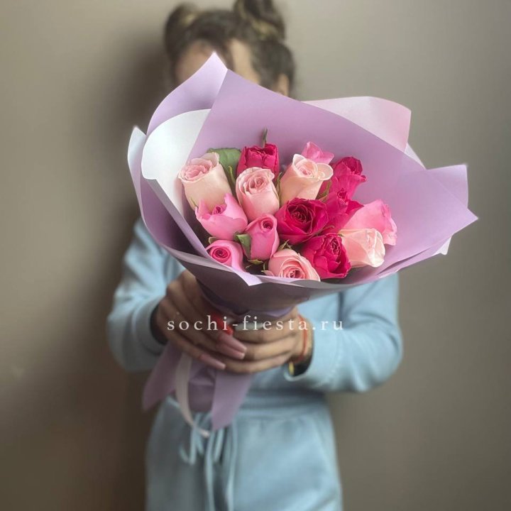 Букет из 15 роз Микс (Кения) в Хабаровске