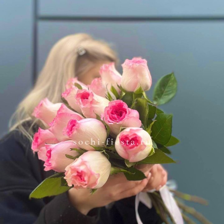 15 роз Мандала в Хабаровске