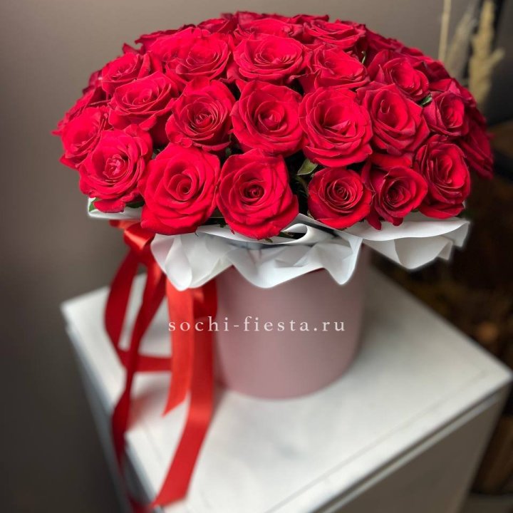Красные розы 51шт  в коробке в Хабаровске
